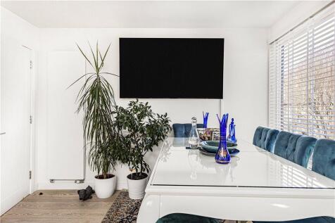 Kitchen/Reception