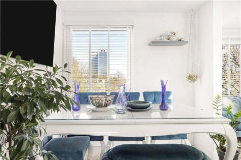 Kitchen/Reception