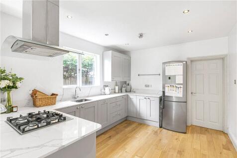 Reception/Kitchen
