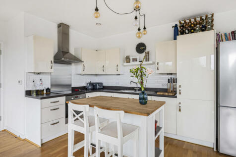Reception/Kitchen