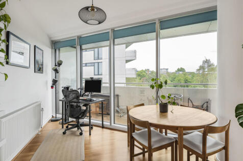 Reception/Kitchen