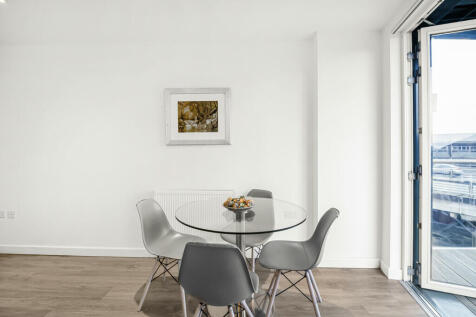Kitchen/Reception
