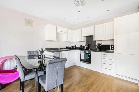 Reception/Kitchen