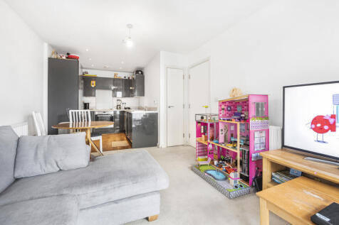 Reception/Kitchen