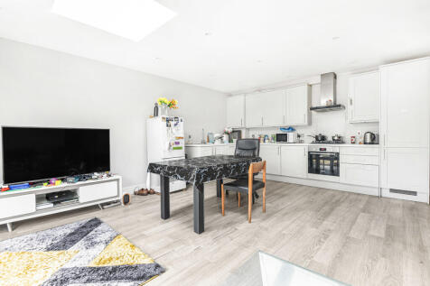 Kitchen/Reception