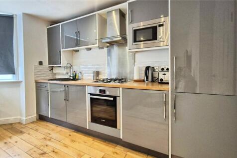Reception/Kitchen