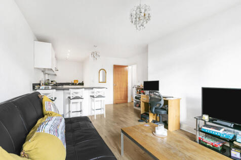 Reception/Kitchen