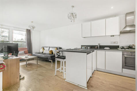 Reception/Kitchen
