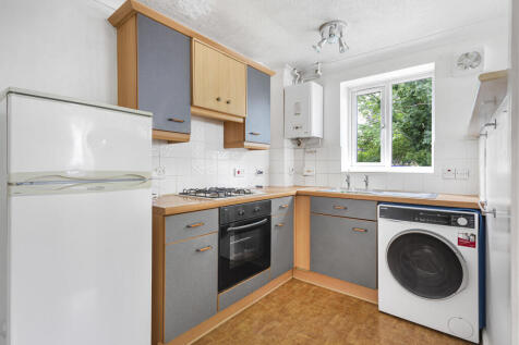 Reception/Kitchen