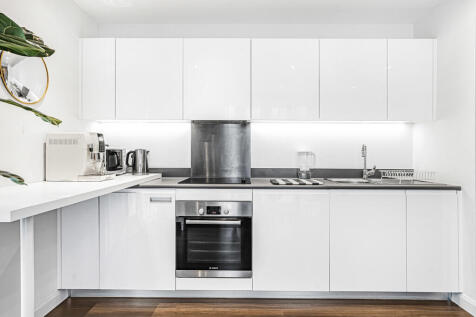Reception/Kitchen