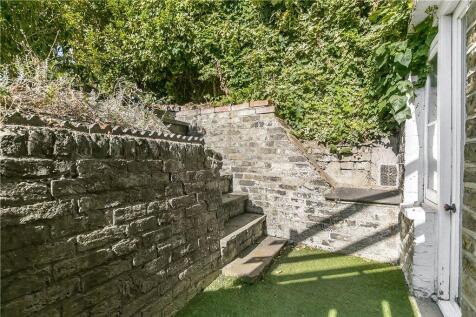 Private Courtyard