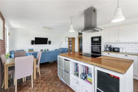 Kitchen/Reception