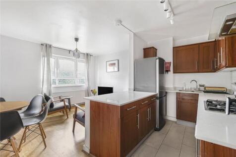 Reception/Kitchen