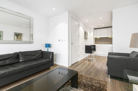 Reception/Kitchen
