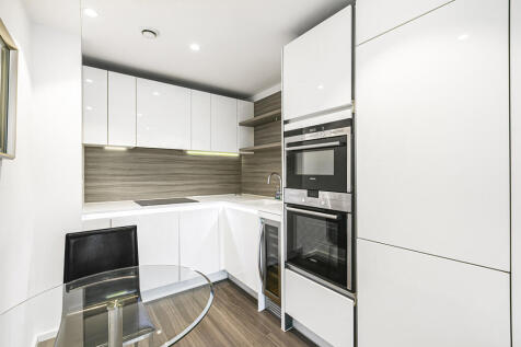 Reception/Kitchen