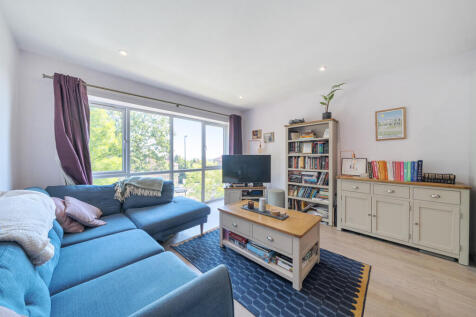 Reception/Kitchen