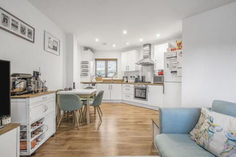 Reception/Kitchen