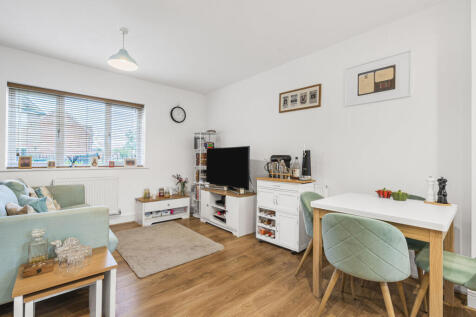 Reception/Kitchen