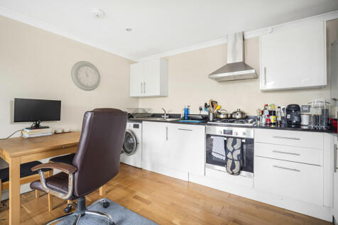 Kitchen/Reception