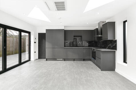 Reception/Kitchen