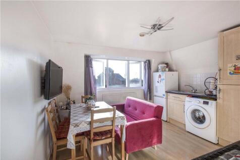 Reception/Kitchen