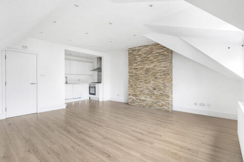 Reception/Kitchen