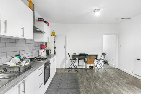 Reception/Kitchen