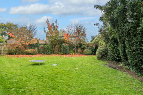 Communal Grounds