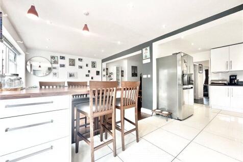 Kitchen/Reception