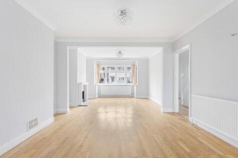 Reception/Kitchen