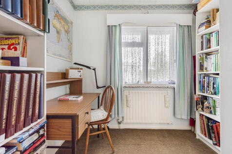 Bedroom/Study