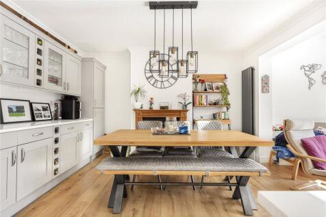 Reception/Kitchen