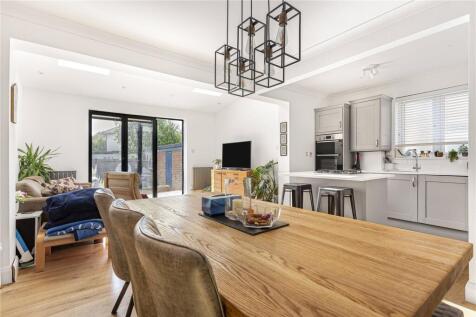Reception/Kitchen