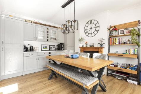 Reception/Kitchen