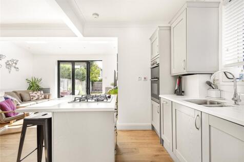Reception/Kitchen