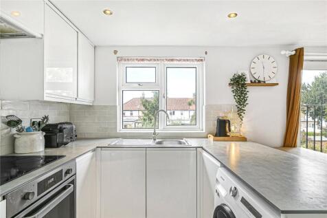 Reception/Kitchen