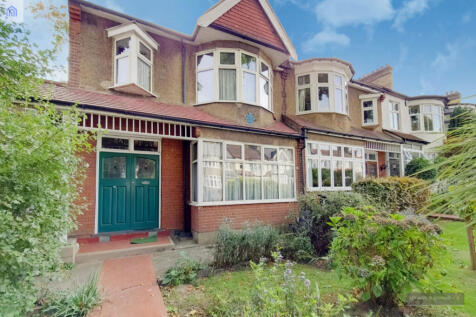 Three Bedroom End Of Terrace