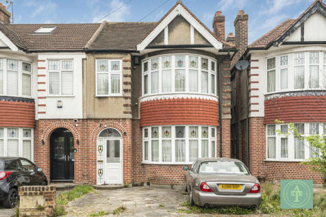 Four Bedroom End Of Terrace House For Sale