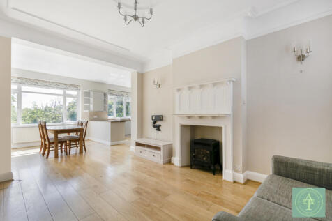 Six Bedroom Detached House