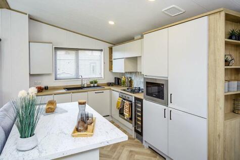 Plot-TBC-Atlas-Twin-Oakwood-Lodge-40-x-20,-2-Bedro