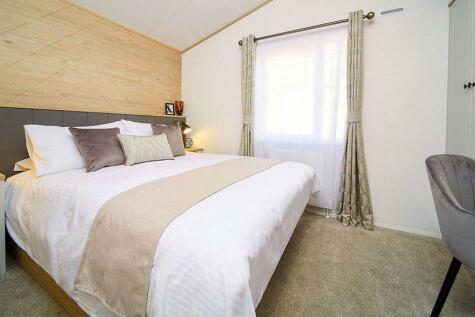 Atlas-Sherwood-Lodge-41x13 for sale.jpg