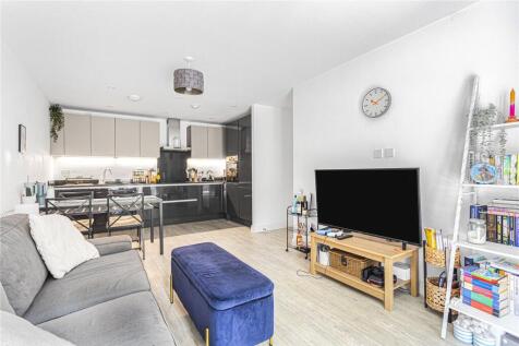 Reception/Kitchen