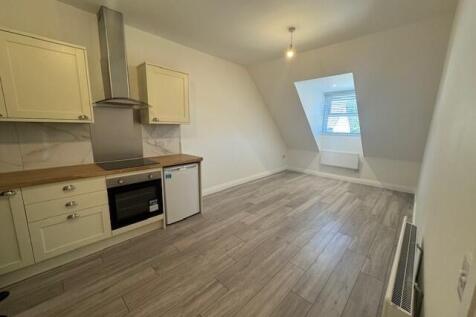 Reception/Kitchen