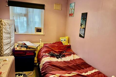 Bedroom2