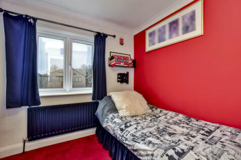 15 Alder Walk 23