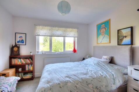 Bedroom 2 (3)