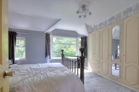Bedroom 1 (4)
