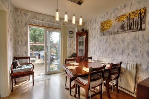 Dining 2