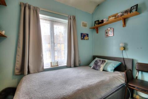 Bedroom 3 (2)