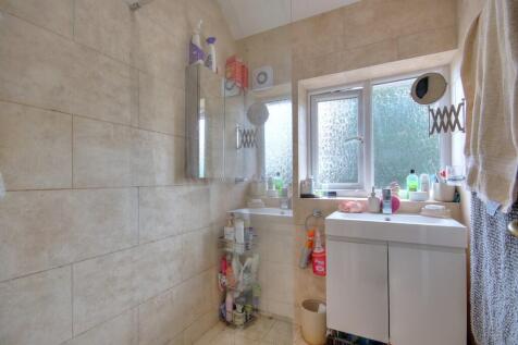 Shower Room (1)